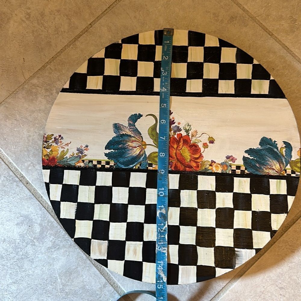 Hand Painted Lazy Susan - Picture 3 of 4